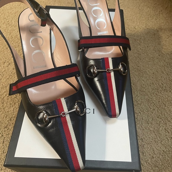 Gucci women’s shoes size 37 Euro. Perfect condition!! - Picture 10 of 11